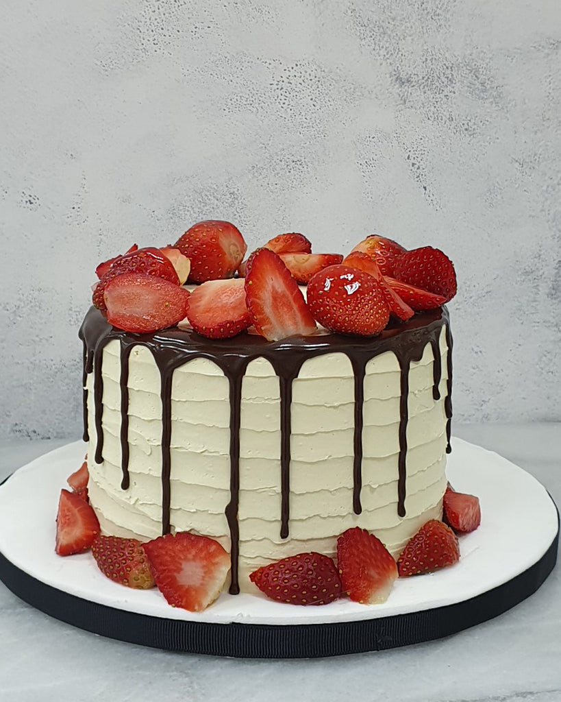 Keto Chocolate Strawberry Cake